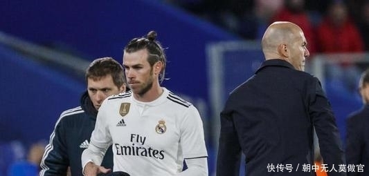 士对科内利 士对科内利